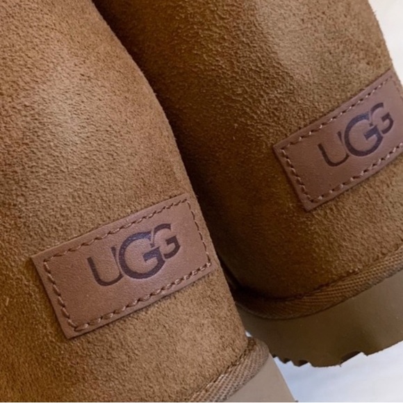 🆕 Ugg Classic Femme Mini - 6 - Picture 9 of 11